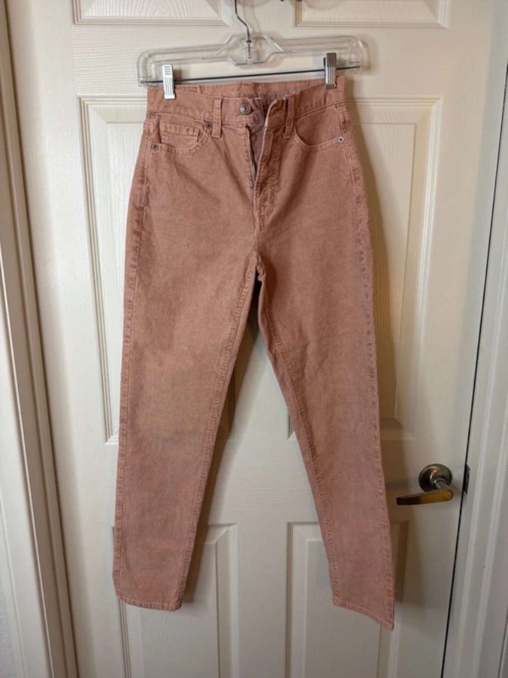 American Eagle Pink Corduroy Jeans SIZE 00